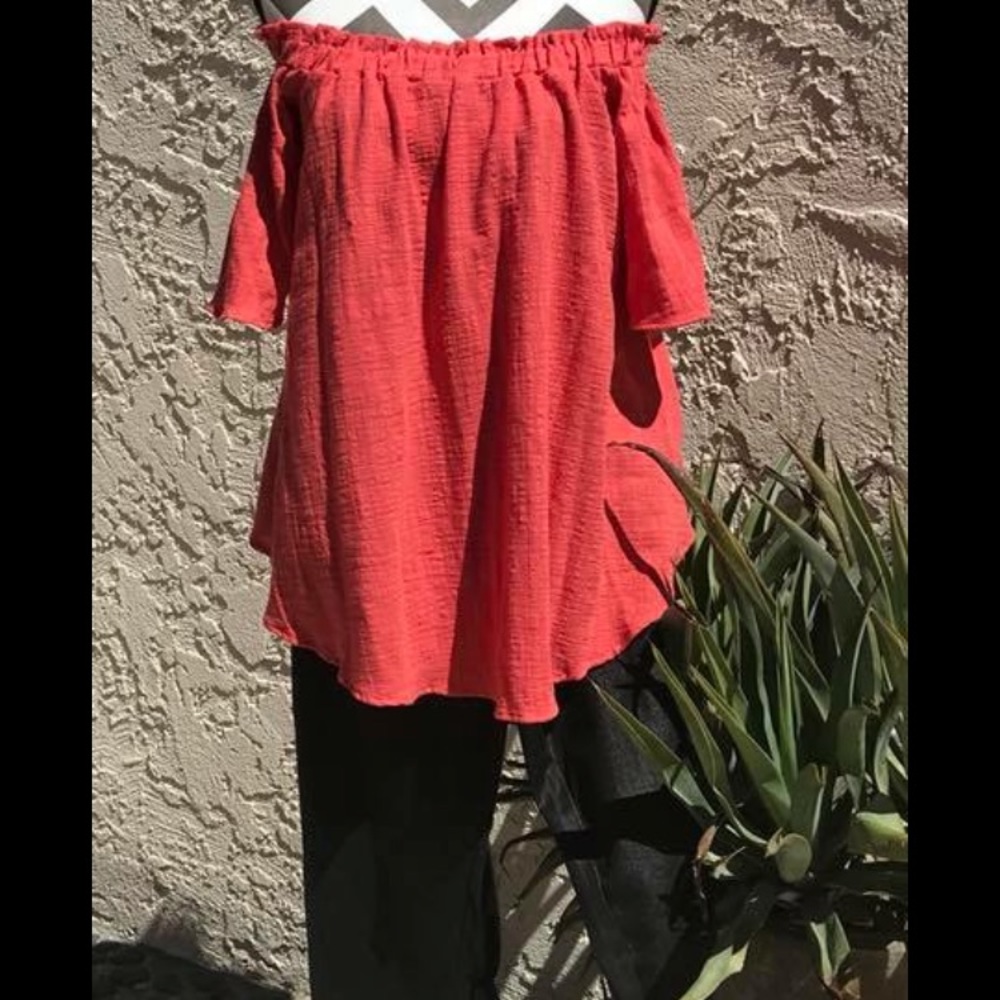 Coral linen top